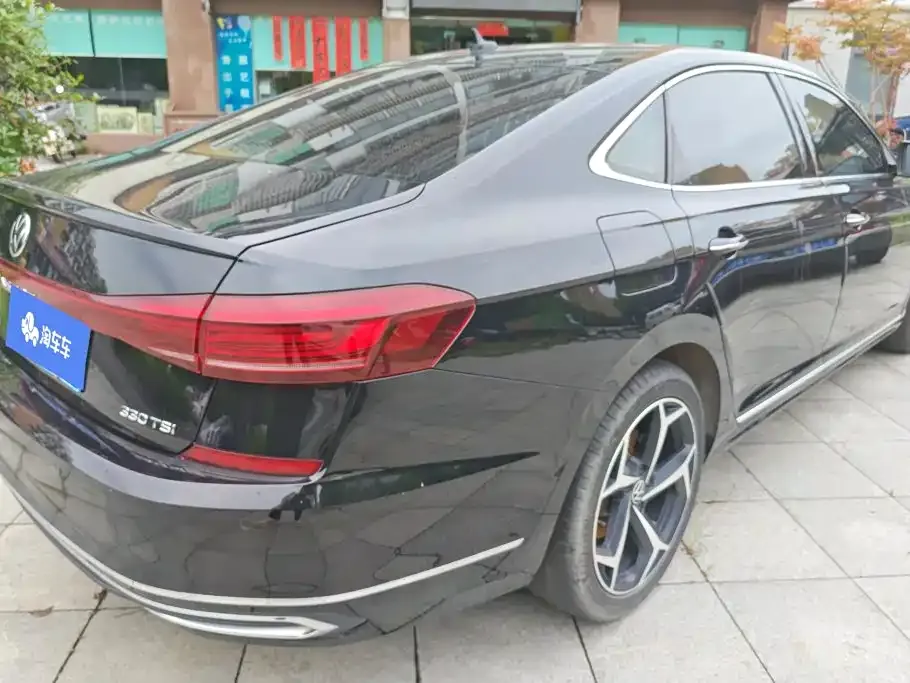 Volkswagen Passat — фото 3