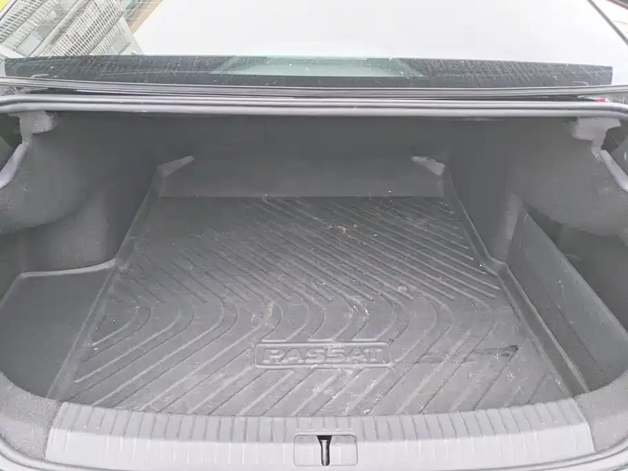 Volkswagen Passat — фото 2