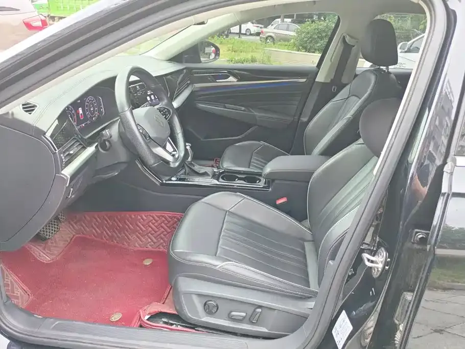 Volkswagen Passat — фото 9
