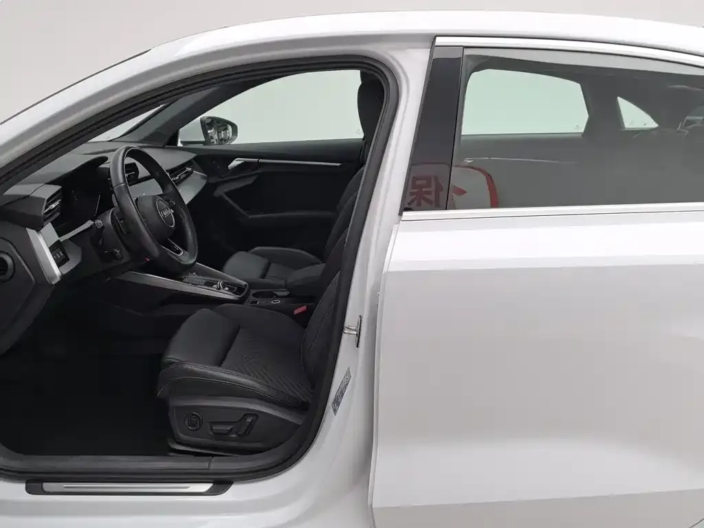 Audi A3 2022 из CN, фото 8