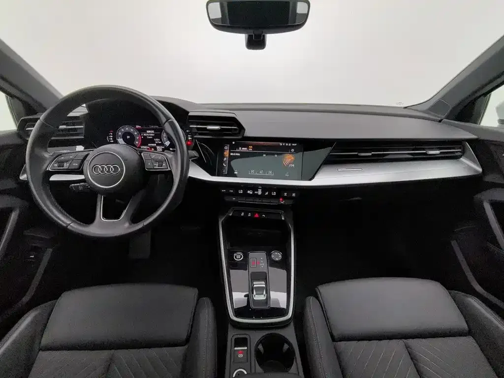 Audi A3 2022 из CN, фото 4