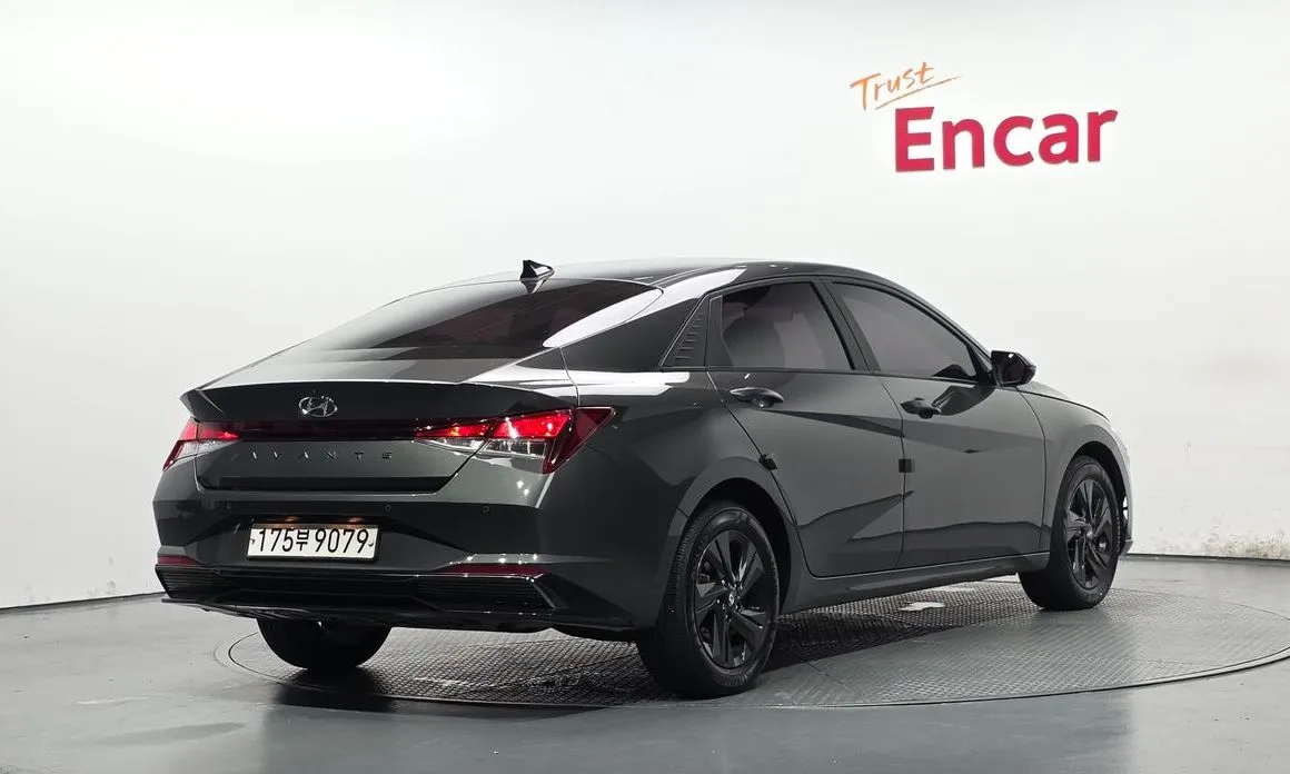 Hyundai AVANTE 2021 из KR, фото 9