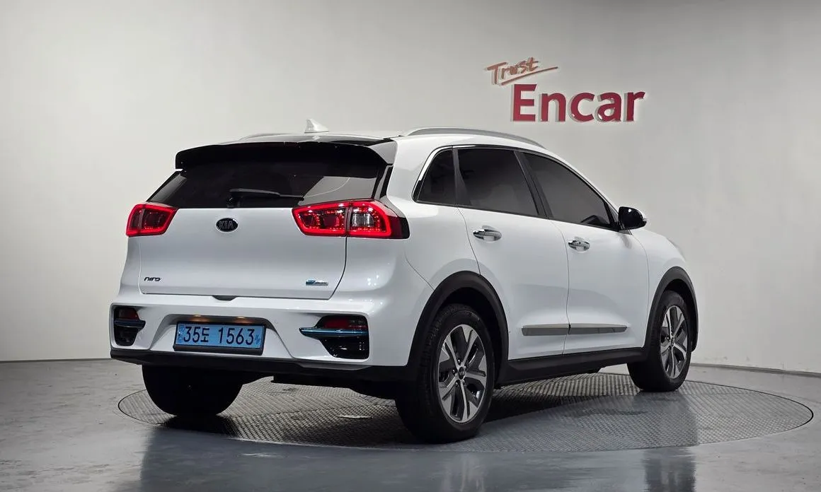 Kia Niro — фото 7