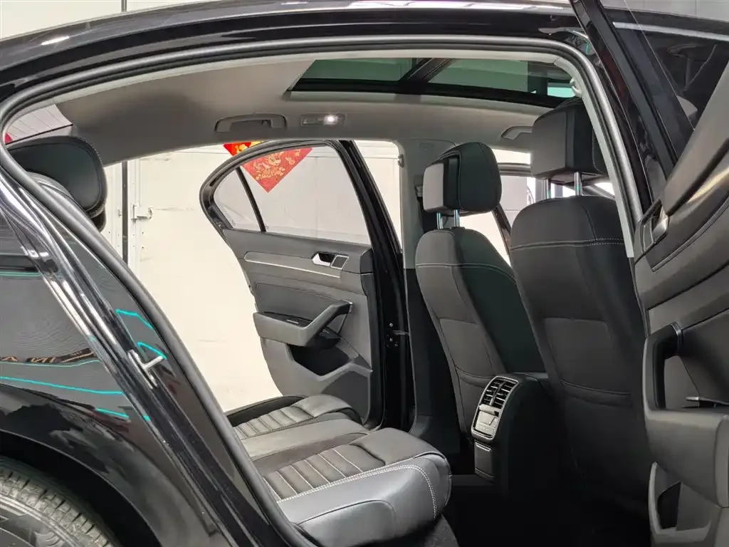 Volkswagen Magotan — фото 4