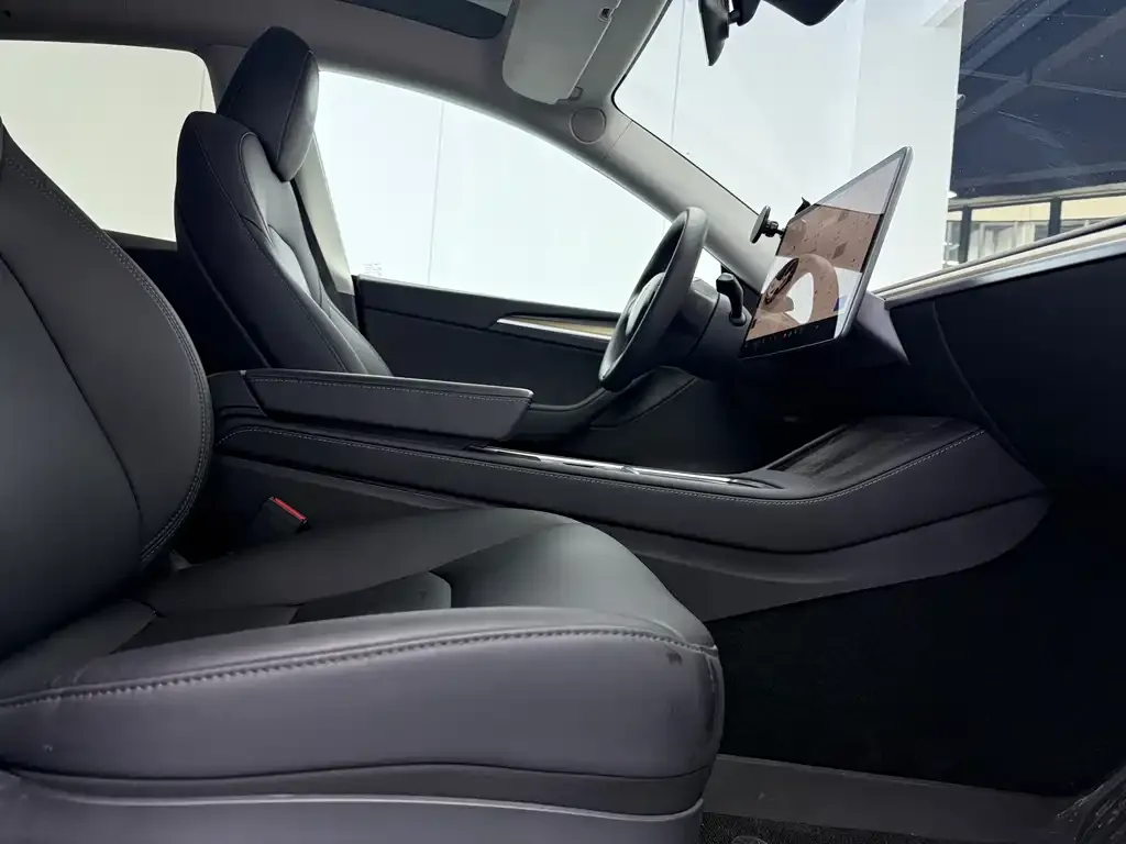 Tesla Model Y 2022 из CN, фото 4