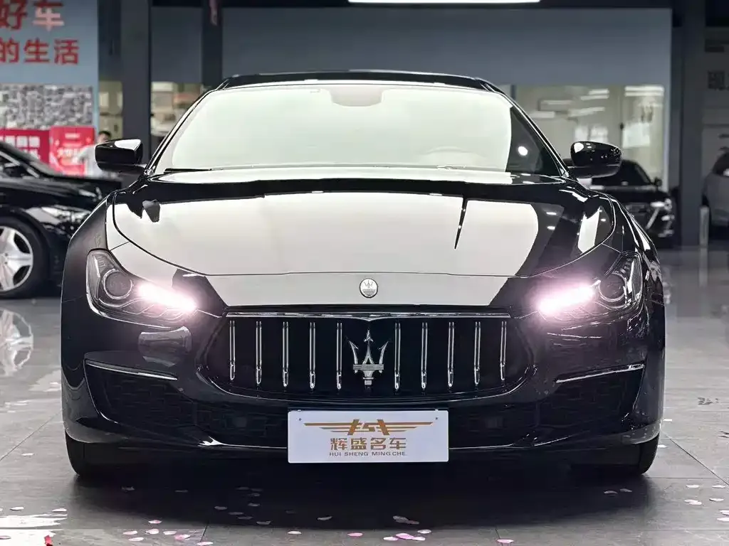 Maserati Ghibli — фото 8