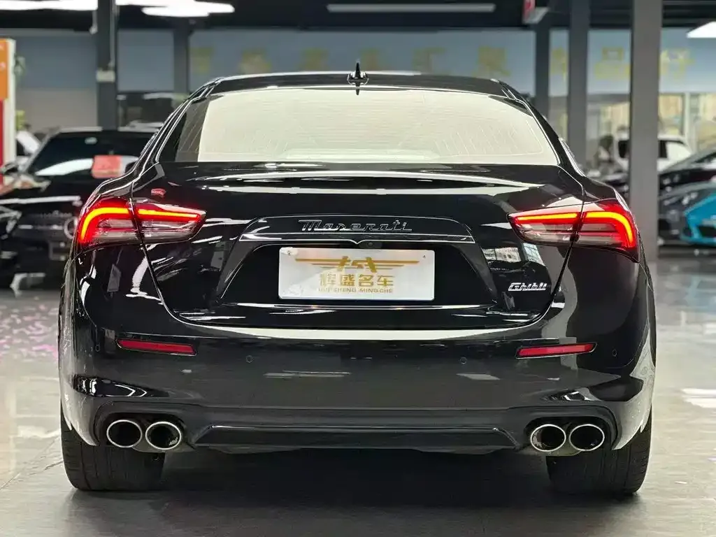Maserati Ghibli — фото 6