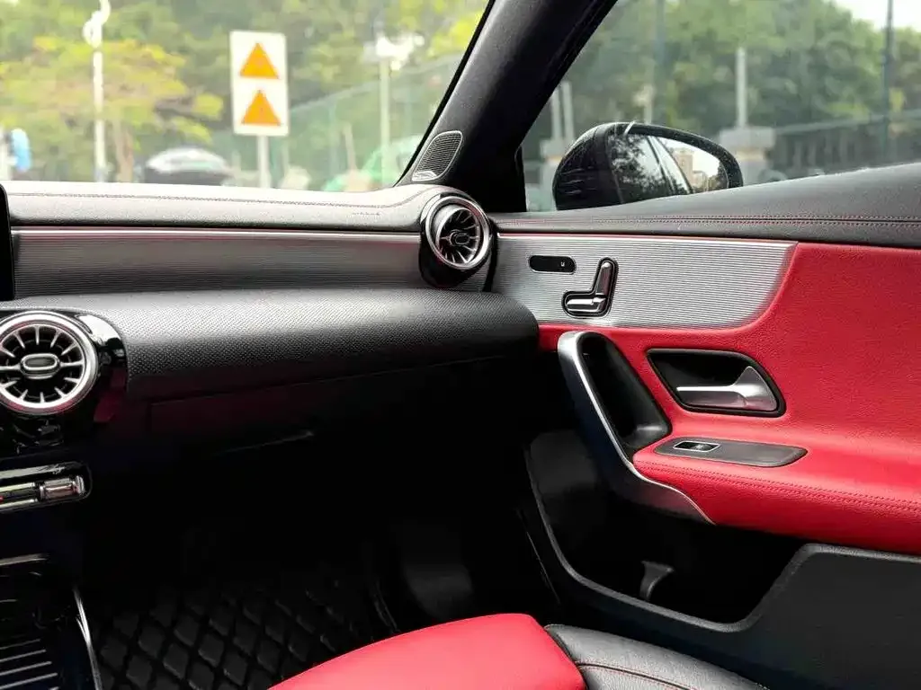Mercedes-Benz A-Class AMG 2023 из CN, фото 8