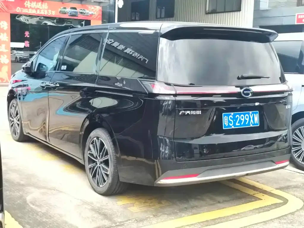 GAC Motor Trumpchi E8 — фото 4