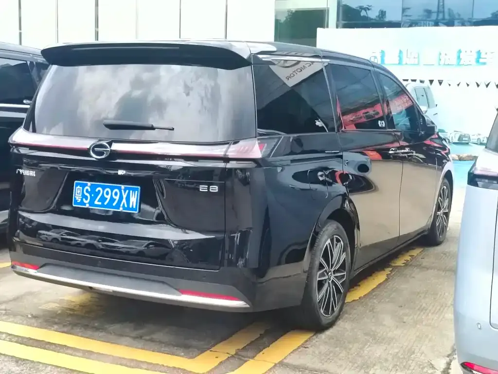 GAC Motor Trumpchi E8 — фото 7