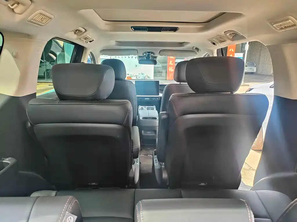 GAC Motor Trumpchi E8 — фото 2