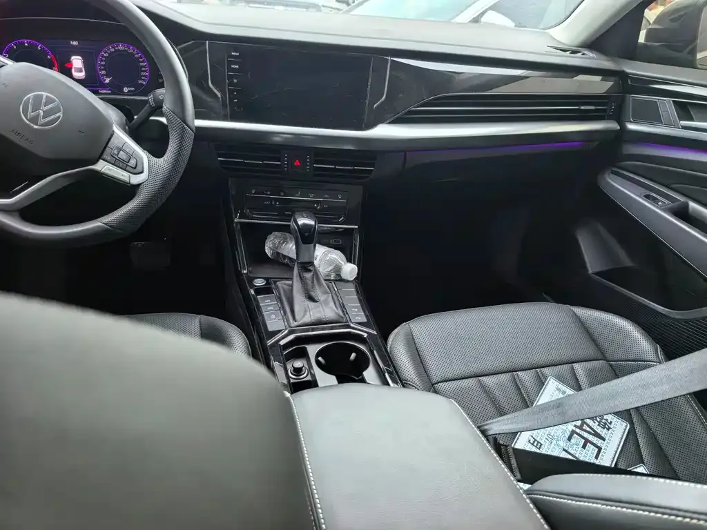 Volkswagen Passat — фото 4