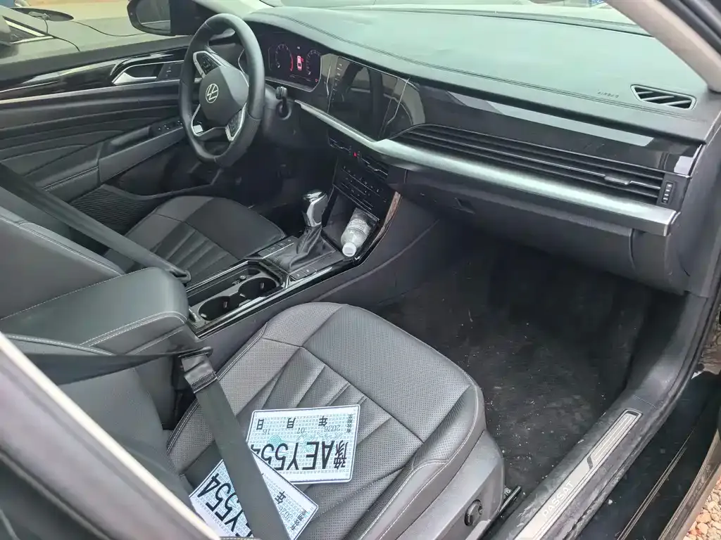Volkswagen Passat — фото 7