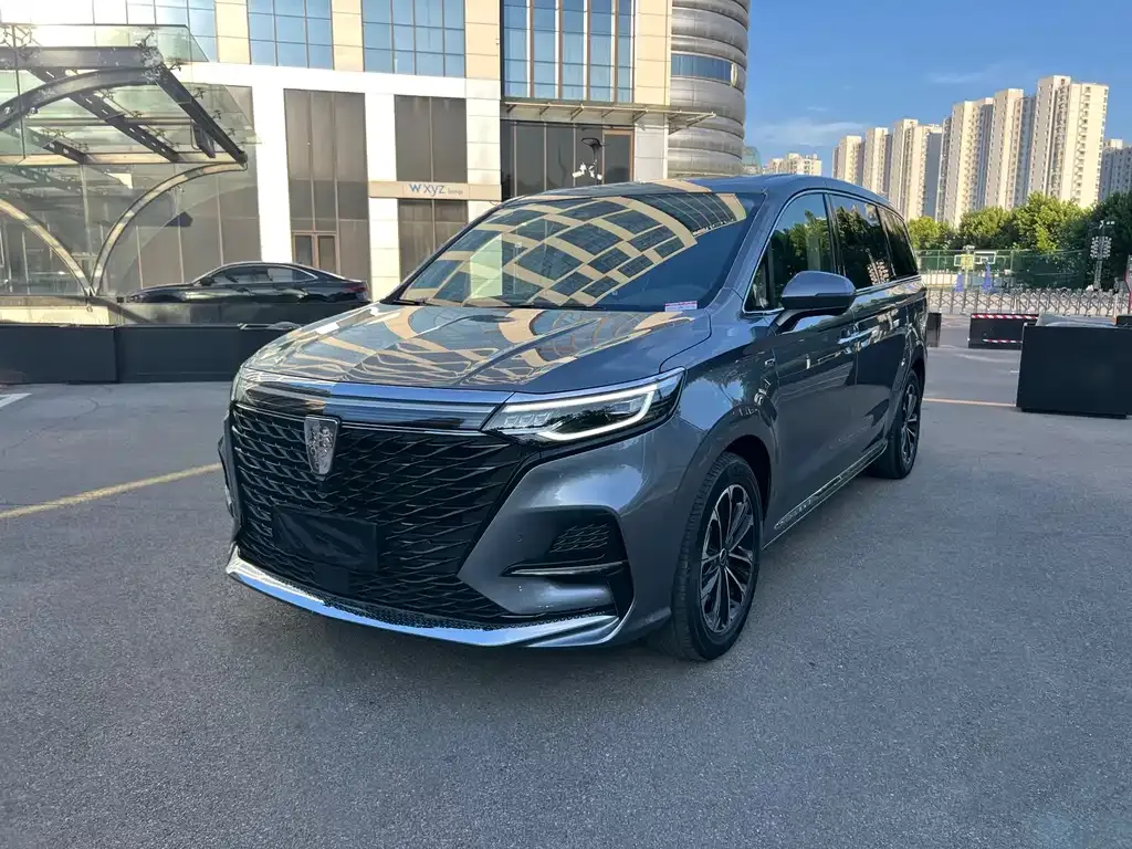 Roewe iMAX8 — фото 1
