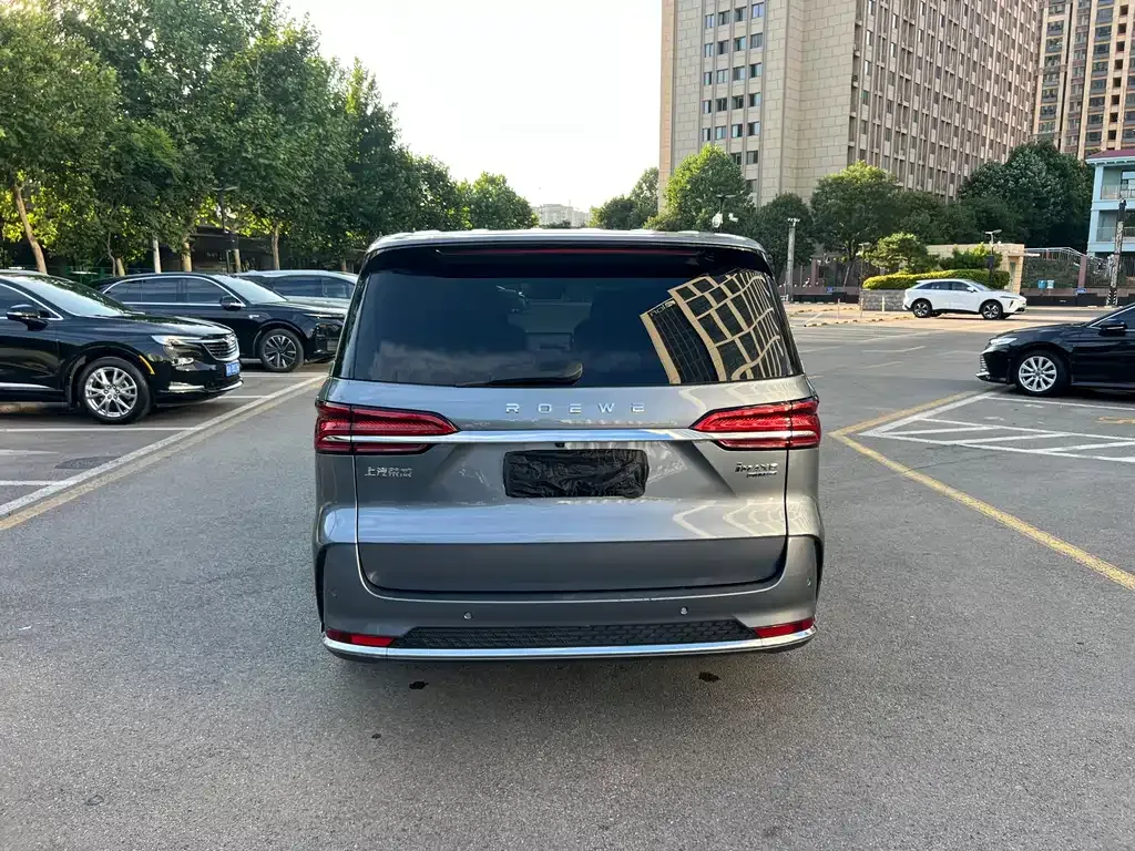 Roewe iMAX8 — фото 6