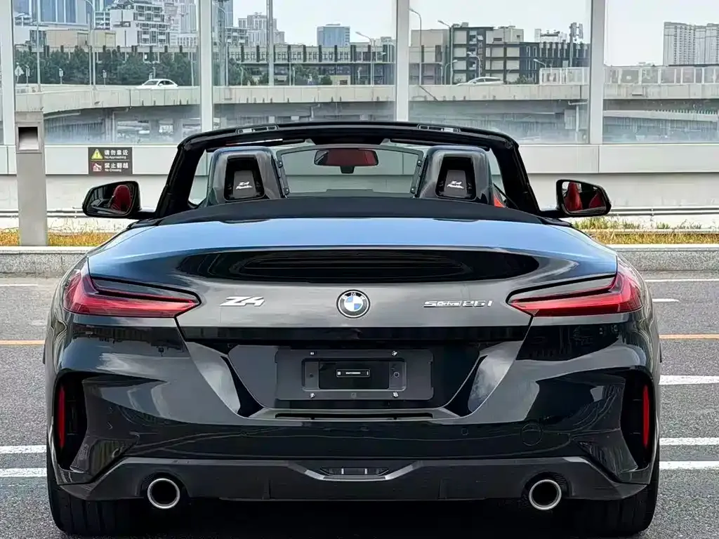 BMW Z4 — фото 7