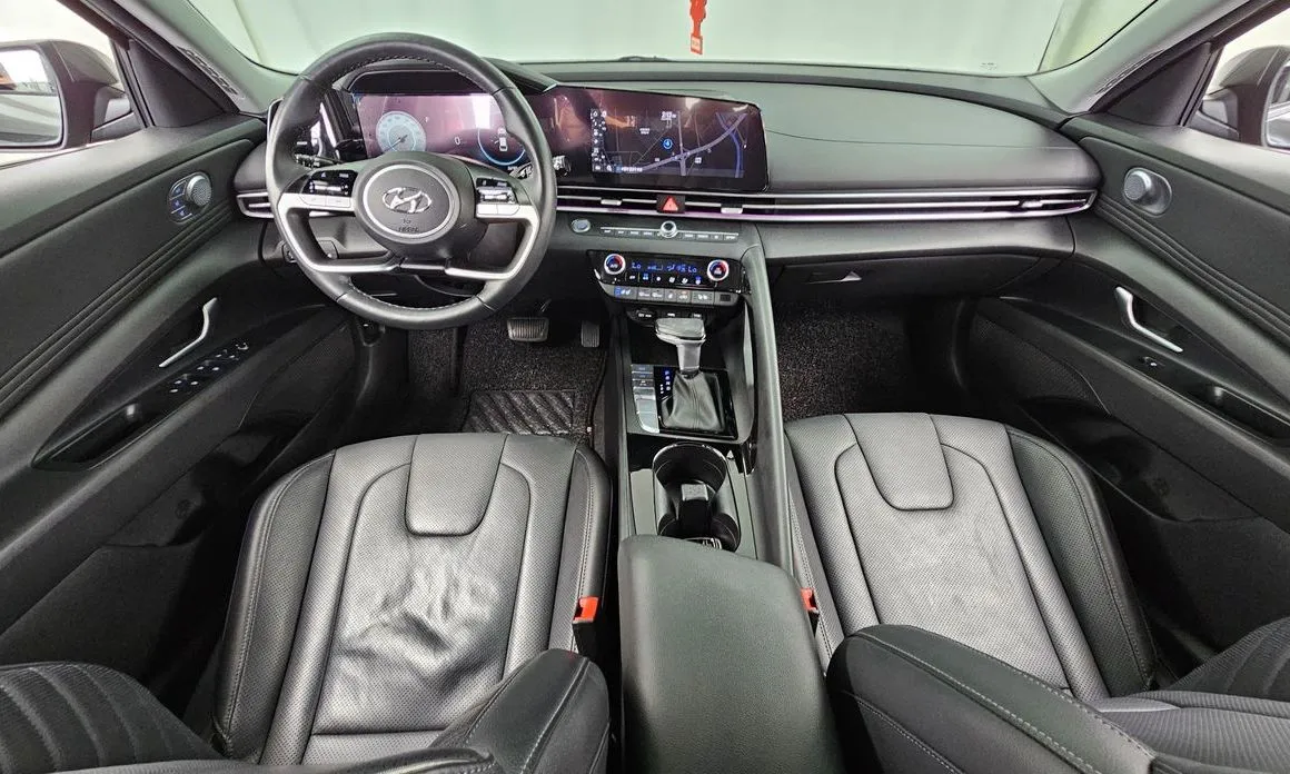Hyundai AVANTE — фото 4