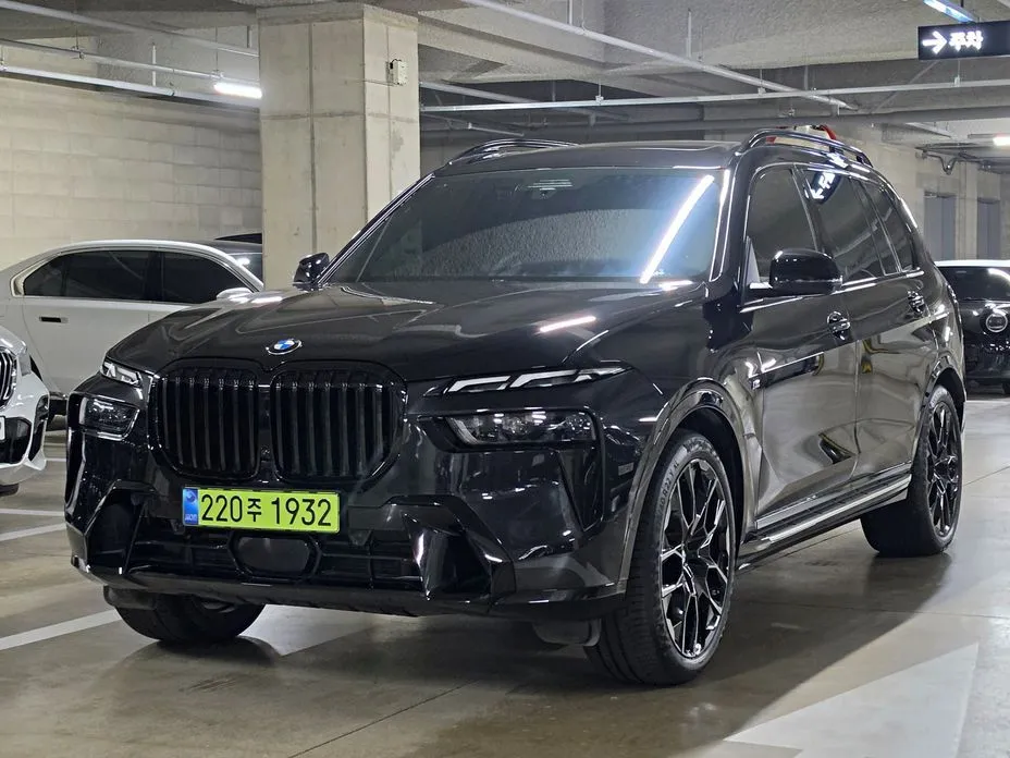 BMW X7 — фото 1