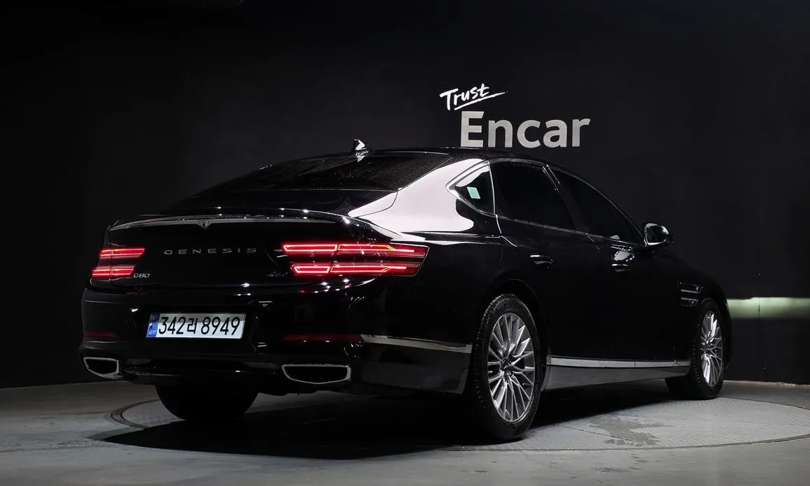 Genesis G80 — фото 10