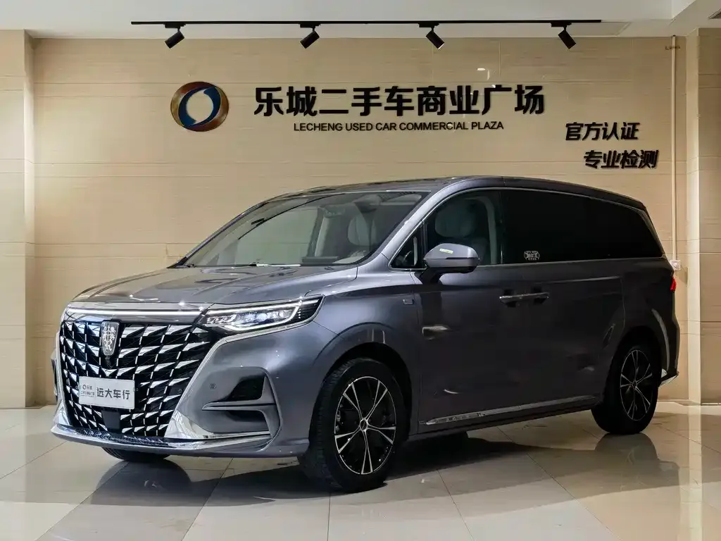 Roewe iMAX8 — фото 1