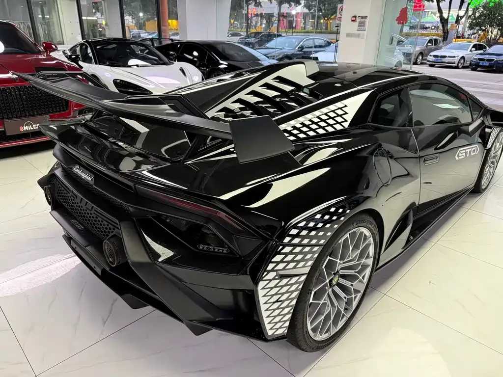 Lamborghini Huracan — фото 6