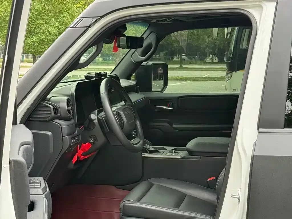 Toyota Prado 2024 из CN, фото 2