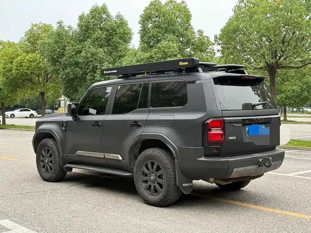 Toyota Prado 2024 из CN, фото 8