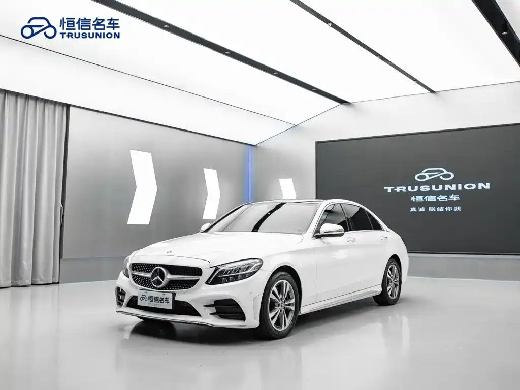 Mercedes-Benz C-Class — фото 8