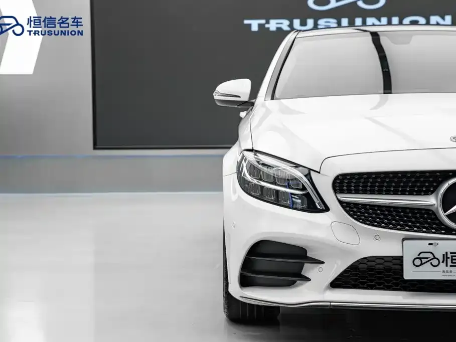 Mercedes-Benz C-Class — фото 10