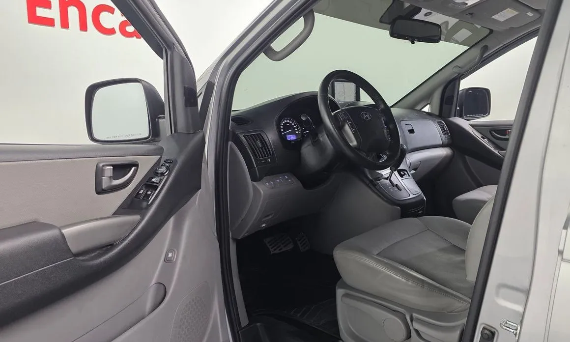 Hyundai Starex 2021 из KR, фото 3