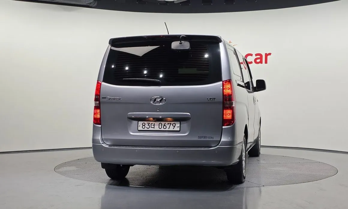 Hyundai Starex 2021 из KR, фото 2