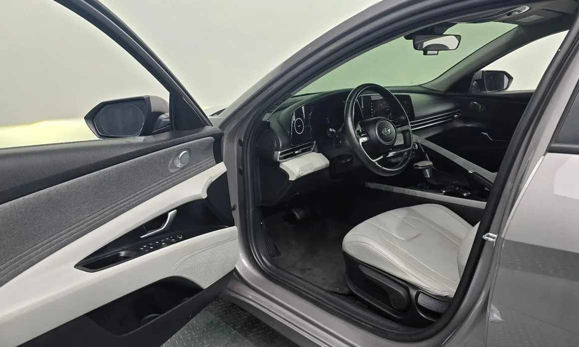 Hyundai AVANTE 2021 из KR, фото 5