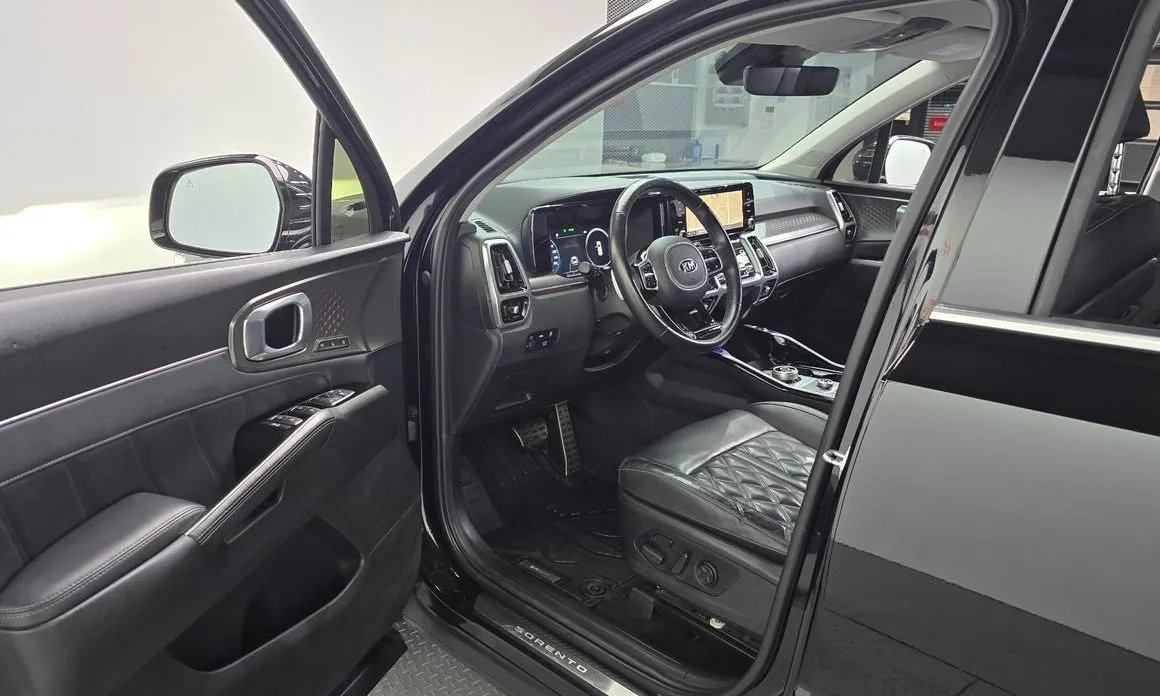 Kia Sorento — фото 6
