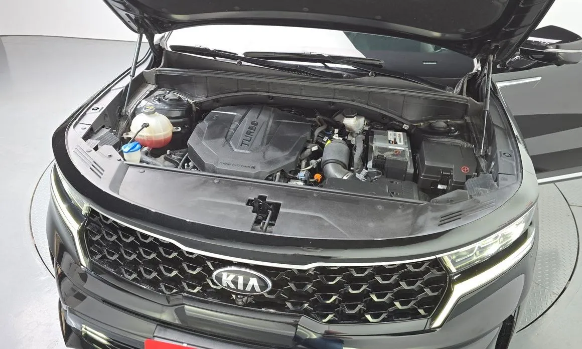 Kia Sorento — фото 10