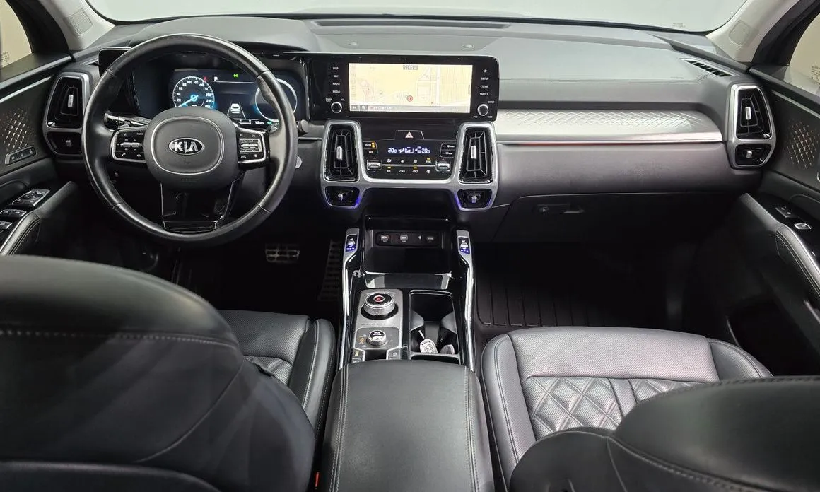 Kia Sorento — фото 9