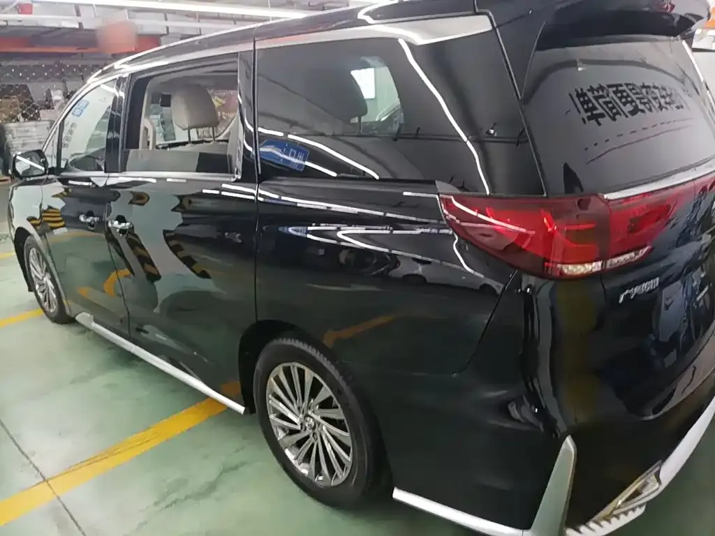 GAC Motor Trumpchi M8 — фото 8