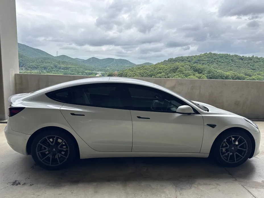 Tesla Model 3 — фото 6