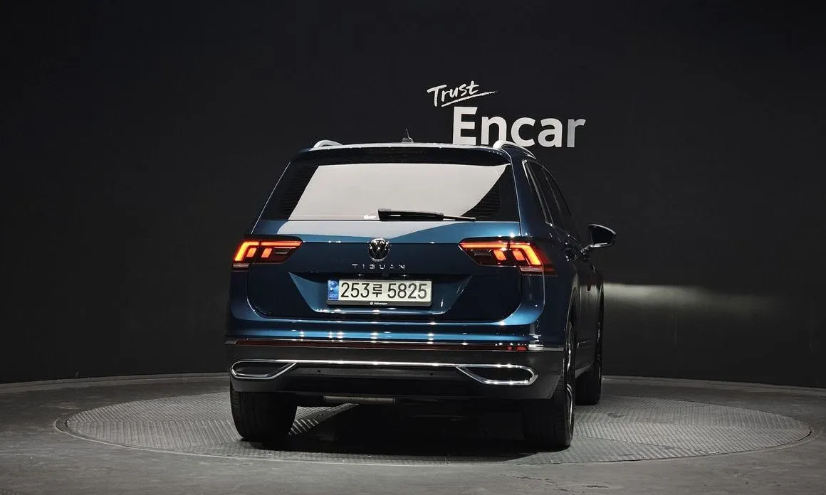 Volkswagen Tiguan 2021 из KR, фото 6