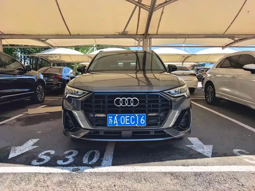 Audi Q3 — фото 8