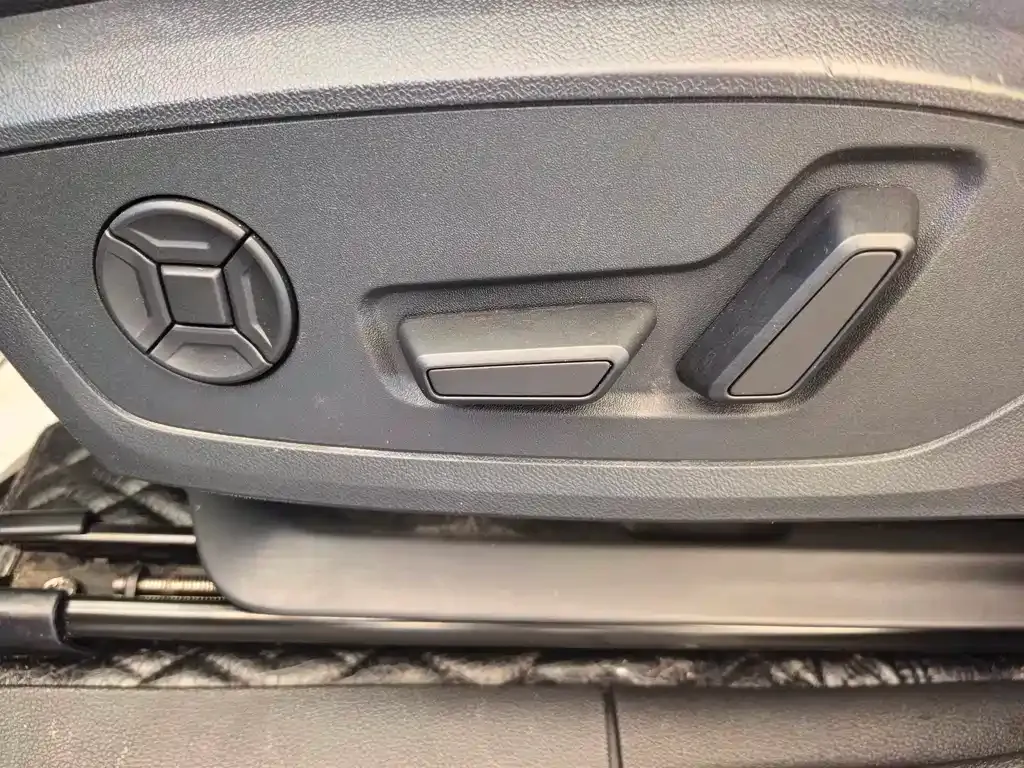 Audi Q3 — фото 6