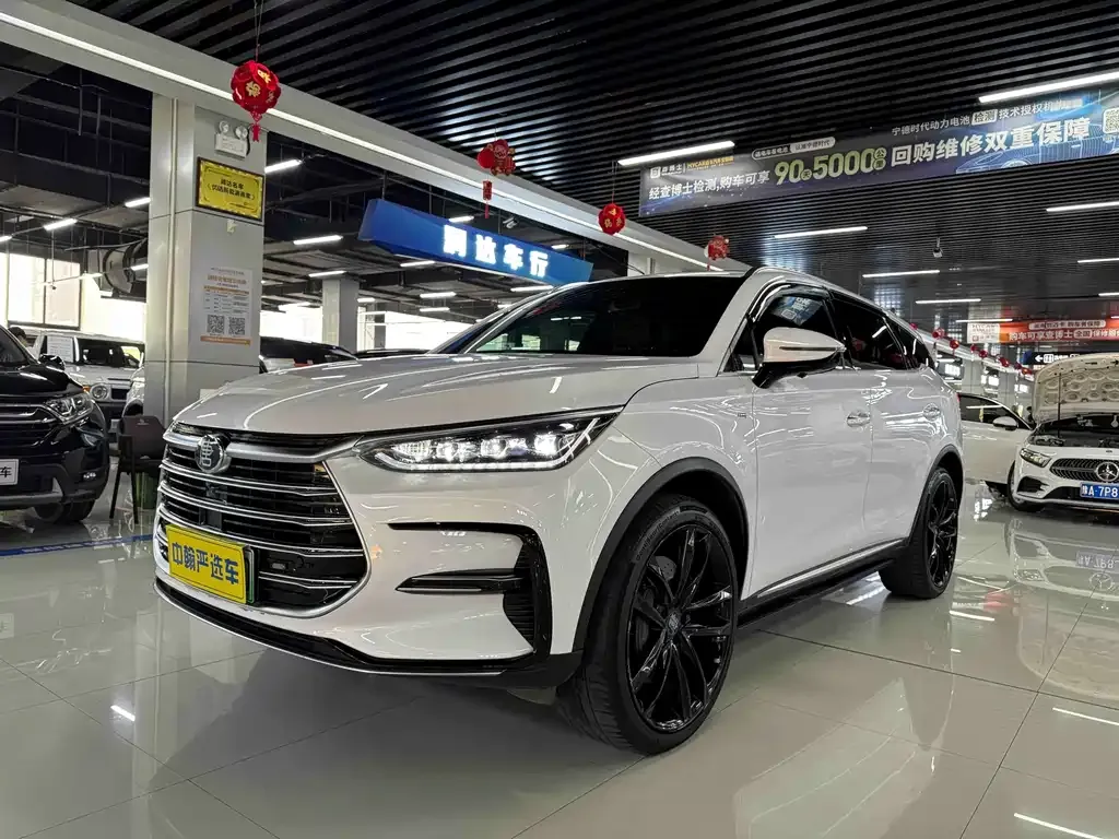 BYD Tang New Energy — фото 1