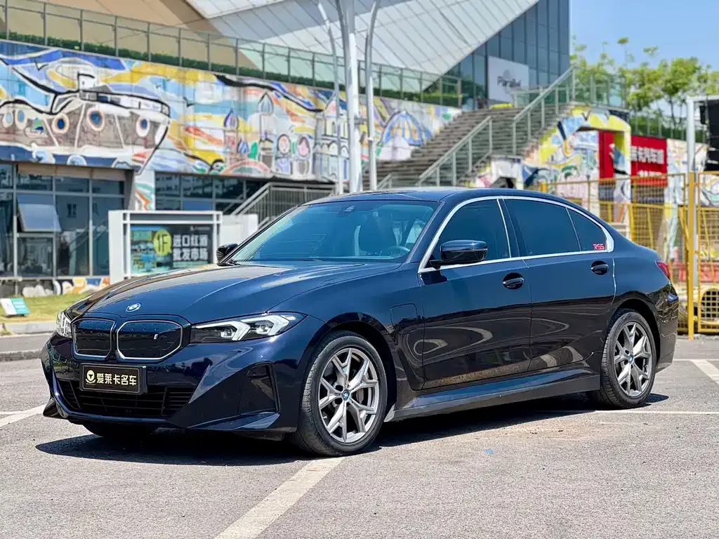 BMW i3 — фото 1