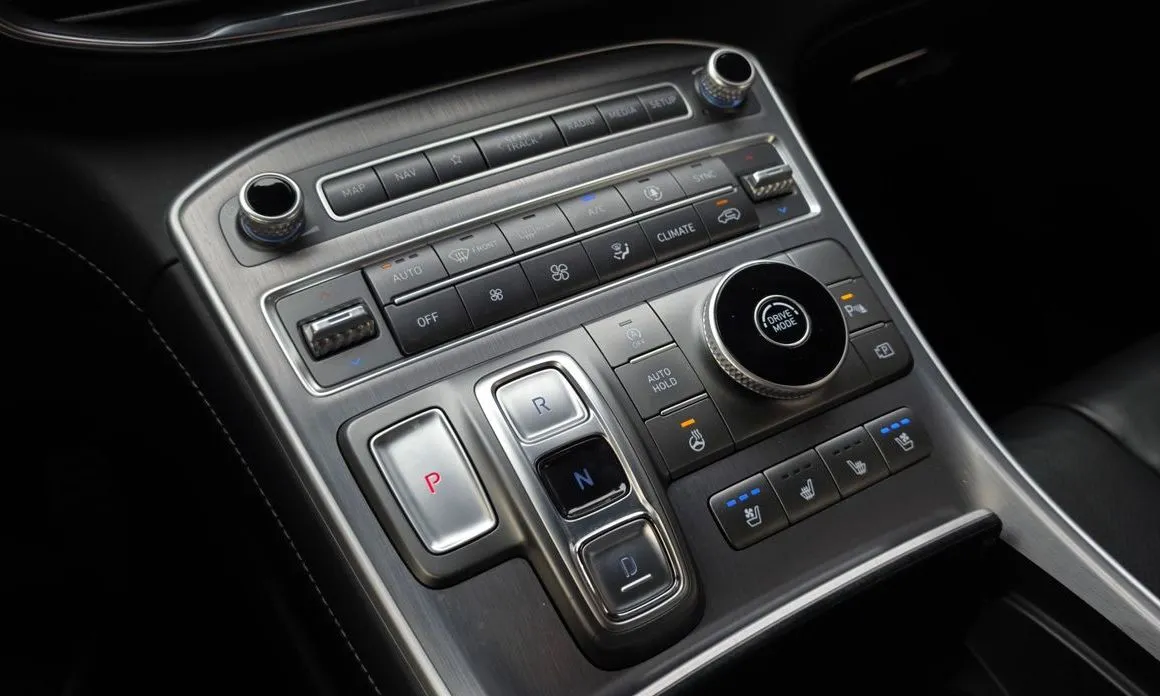 Hyundai Santafe — фото 6