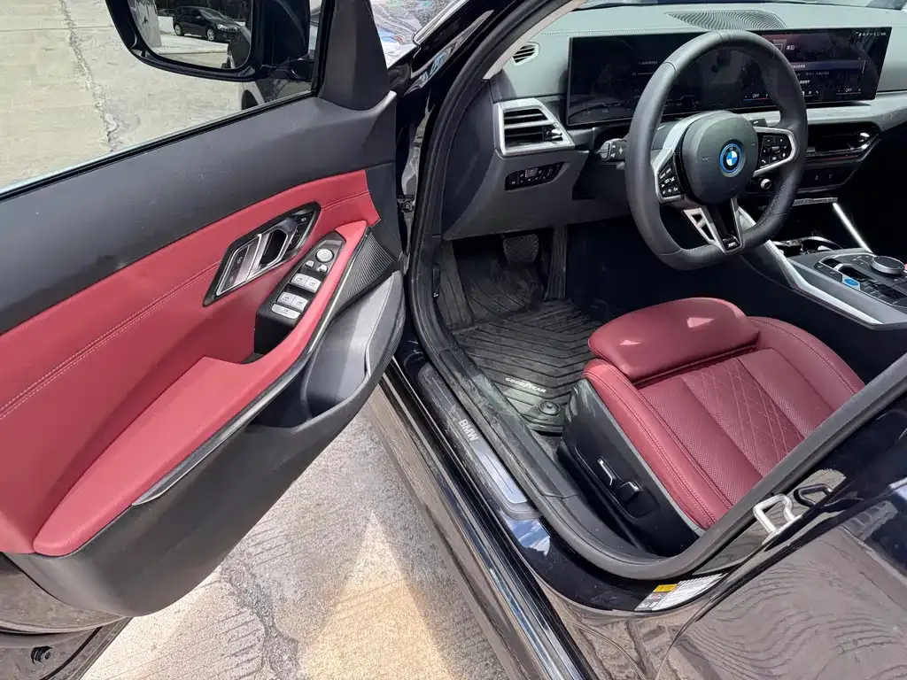 BMW i3 — фото 8