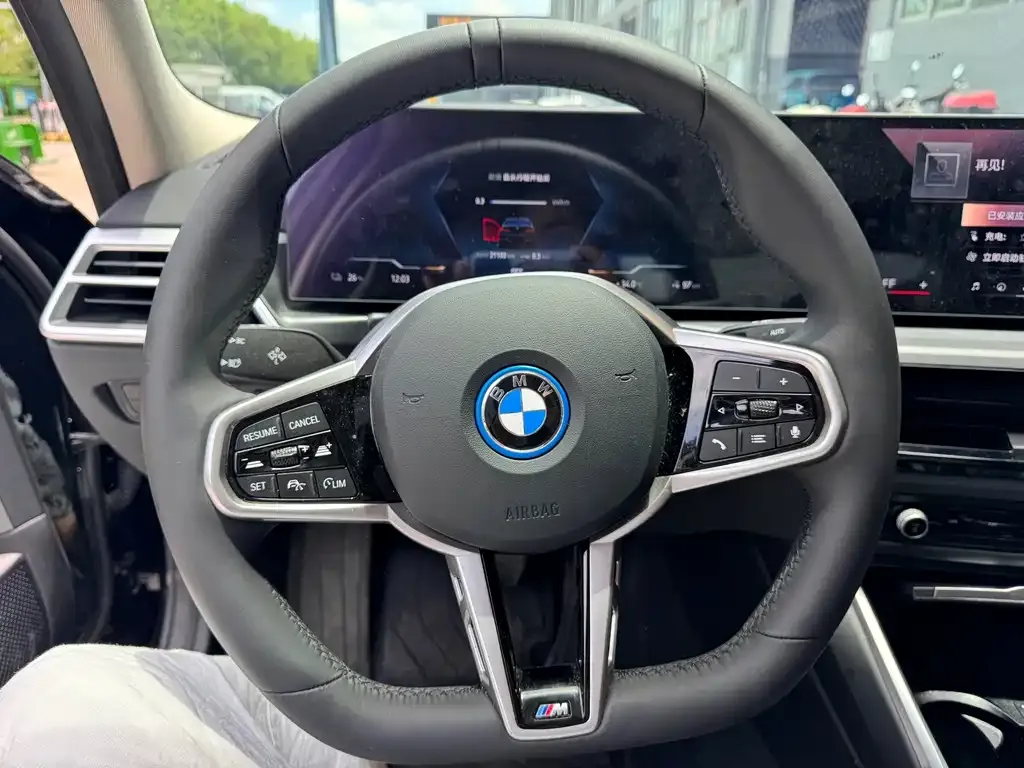 BMW i3 — фото 2