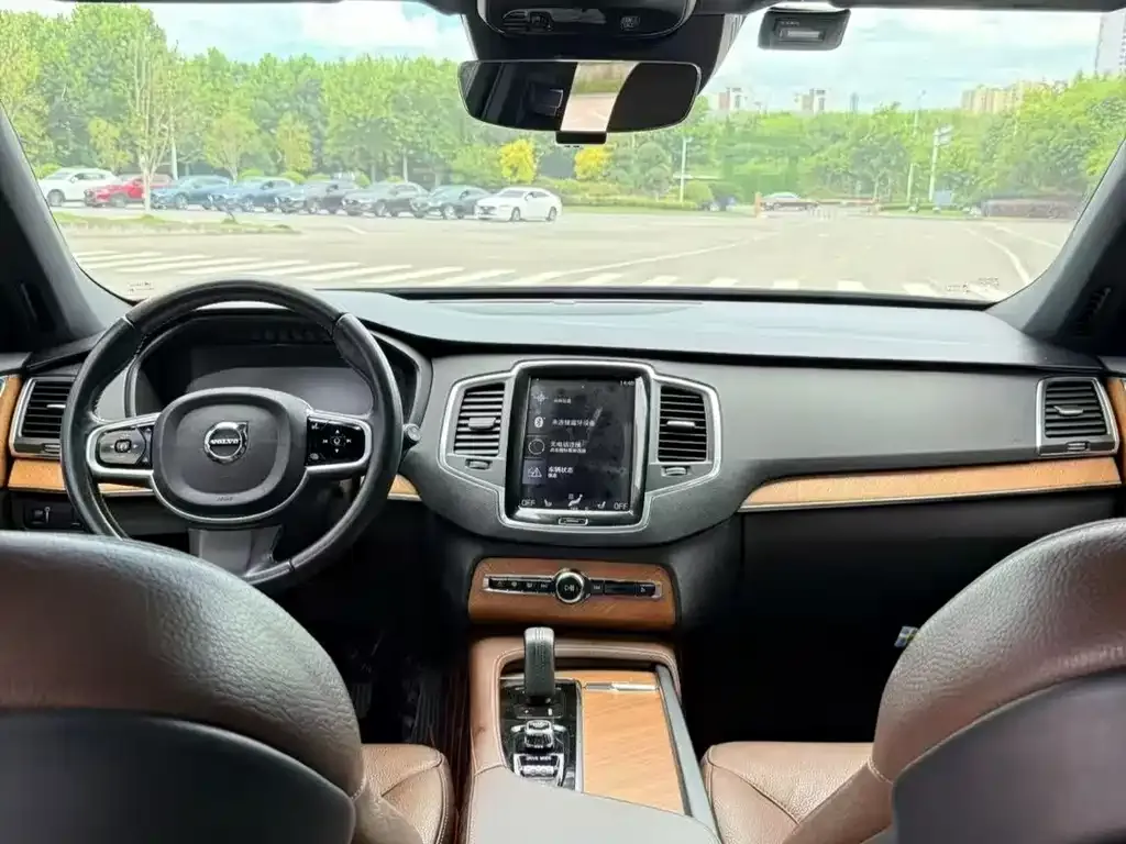 Volvo XC90 2021 из CN, фото 7