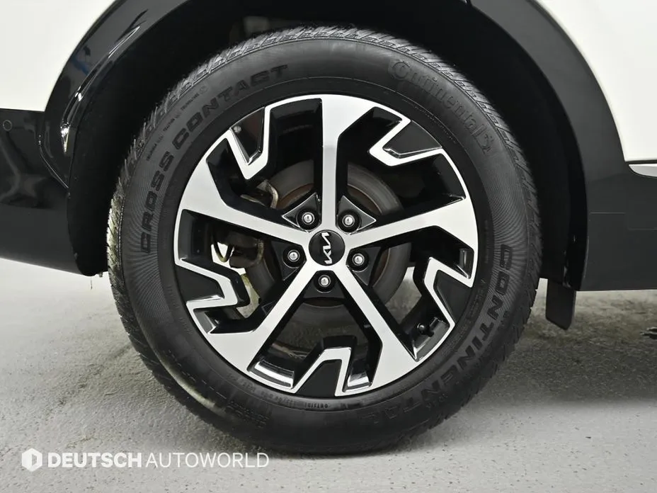 Kia Sportage — фото 9