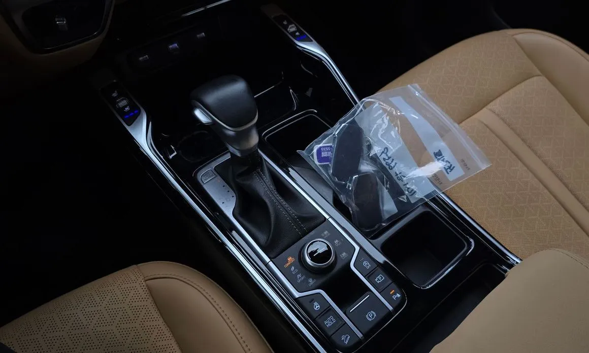 Kia Sorento — фото 4