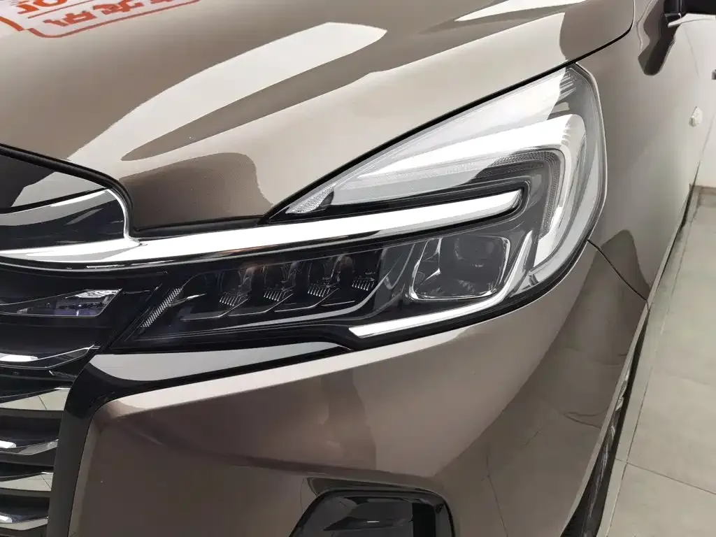 Buick GL8 2024 из CN, фото 3