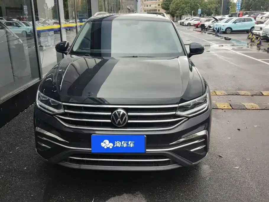 Volkswagen Tiguan L — фото 5